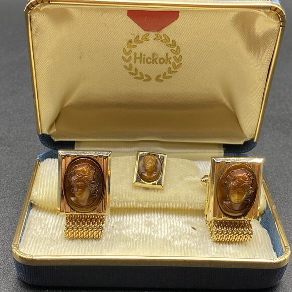 Hickok High Relief Root Beer Glass Cameo Tux Cufflinks Tie Tack Set w/ Box Vtg - Picture 1 of 4
